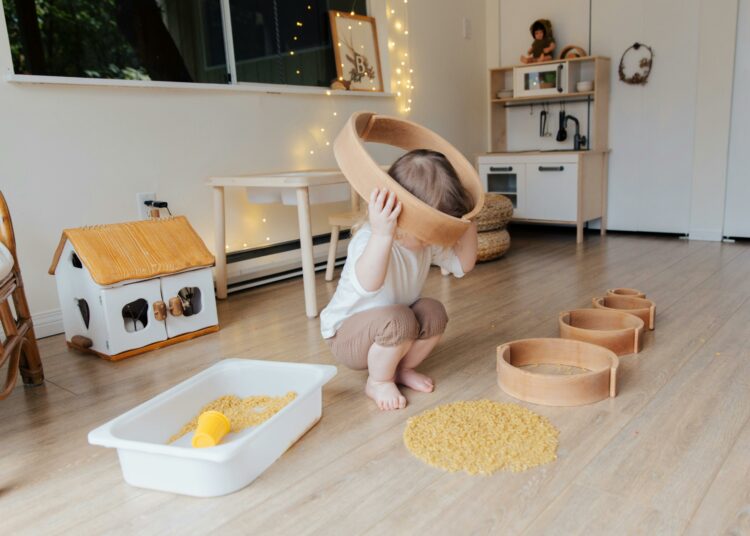 Una guía Juguetes para niños Montessori